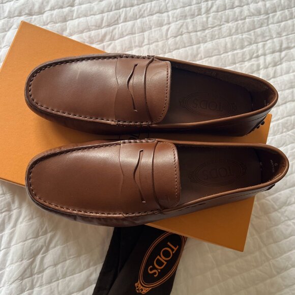 TOD\'S Gommino Driving Shoes in Brown Leather
